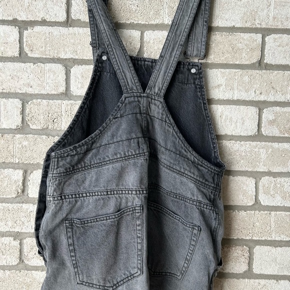 Free People destructured gray overalls. Size W-2. - Picture 4 of 4